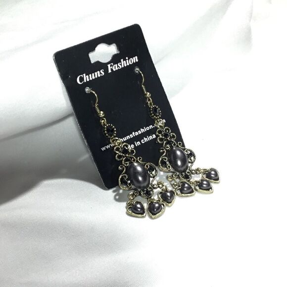 Antique Style Fashion Earrings (UC3) - Picture 3 of 6